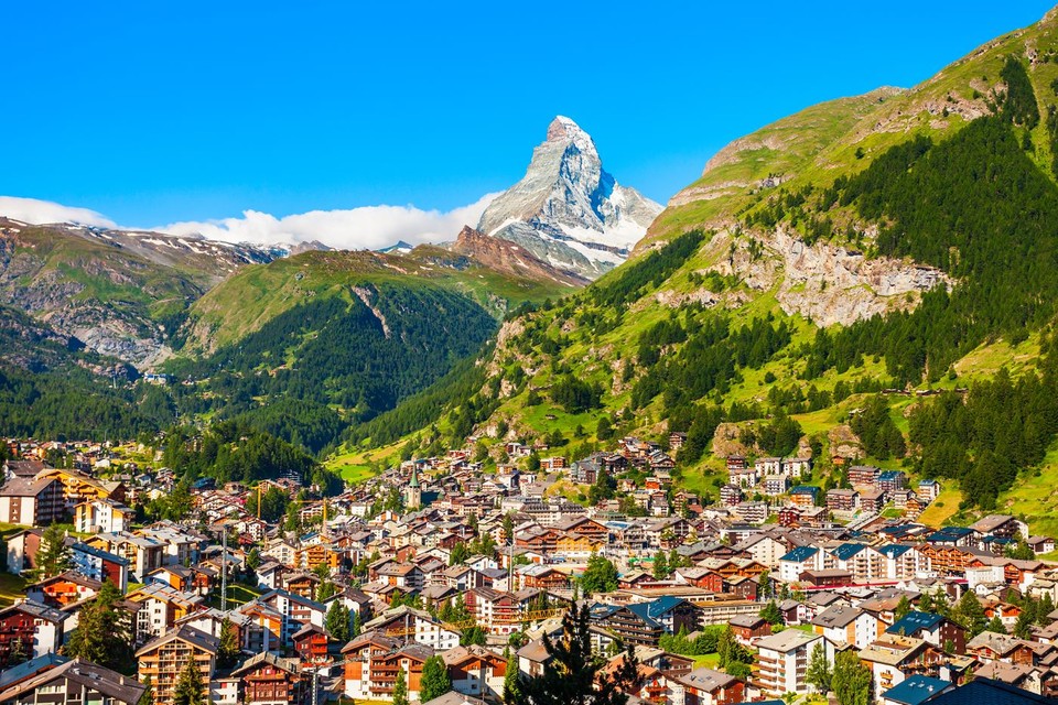 마터호른이 한눈에 보이는 스위스 체르마트 마을. 사진=롯데관광개발