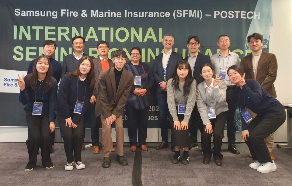 ‘제2회 데이터 기반 리스크관리 경진대회’ 수상자들과 선진 보험시장 연수 및 국제 학술 세미나를 진행했다. 사진=삼성화재
