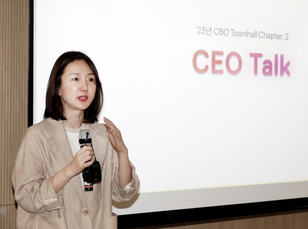 이커머스(전자상거래) 플랫폼 ‘11번가’가 전방위적인 비용 감축 작업에 착수했다. 사진은 안정은 11번가 사장. 사진=11번가