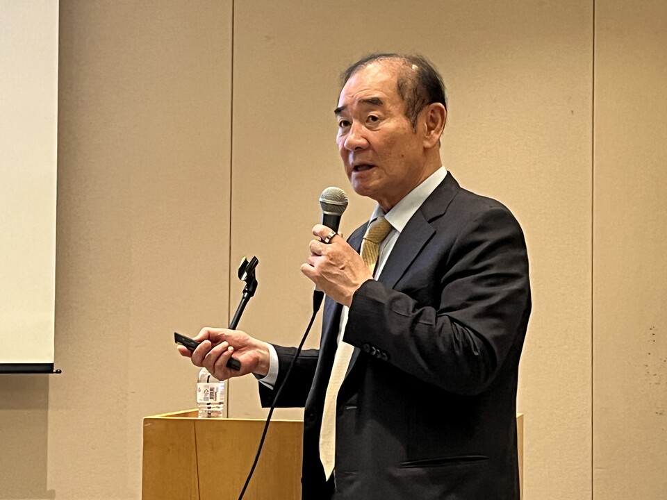 김재학 하이젠알앤엠 대표이사가 12일 서울 여의도에서 진행된 기업설명회에서 자사의 액추에이터에 대해 설명하고 있다. 사진=한경석 기자