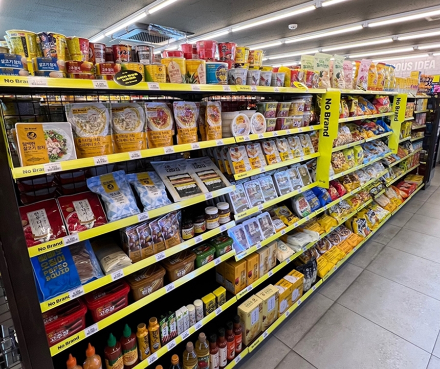 이마트24 매장 내 노브랜드 상품이 진열된 모습. 사진=이마트24