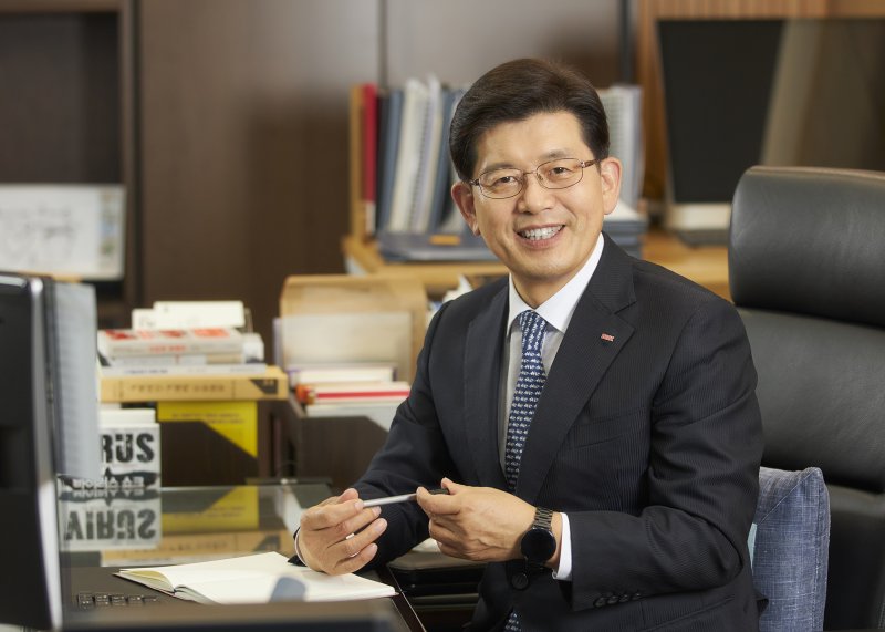 빈대인 BNK금융지주 회장. 사진=BNK금융지주