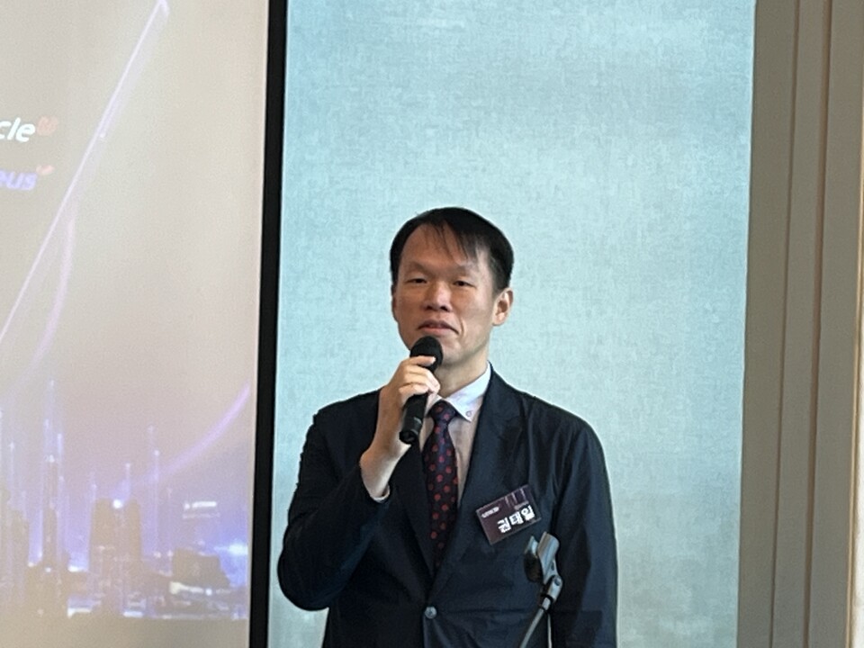 권태일 유라클 대표이사가 30일 오후 서울 여의도에서 진행된 기업설명회에서 발언하고 있다. 사진=한경석 기자