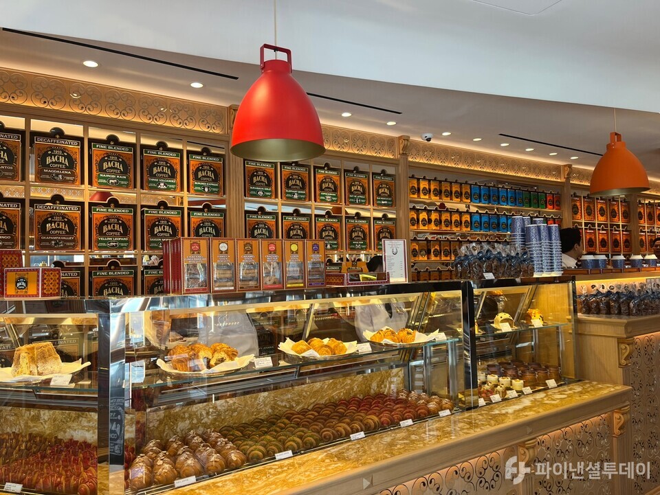 바샤커피 청담 플래그십 스토어 매장 내부 모습. 사진=허서우 기자
