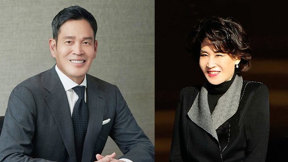 신세계그룹이 이마트와 백화점 부문의 계열분리를 공식 발표했다. 사진 왼쪽부터 이마트 부문의 수장인 정용진 신세계그룹 회장(왼쪽)과 백화점 부문의 수장인 정유경 ㈜신세계 신임 회장. 사진=신세계 그룹