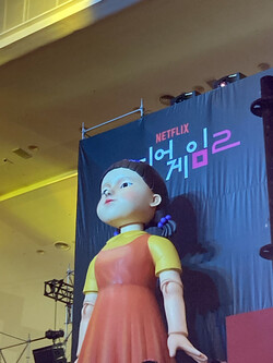 9일 서울 중구 동대문디자인플라자에서 열린 넷플릭스 ‘오징어 게임’ 시즌 2 제작발표회에 영희 모형이 세워져 있다. (2024.12.09) 사진=김영재