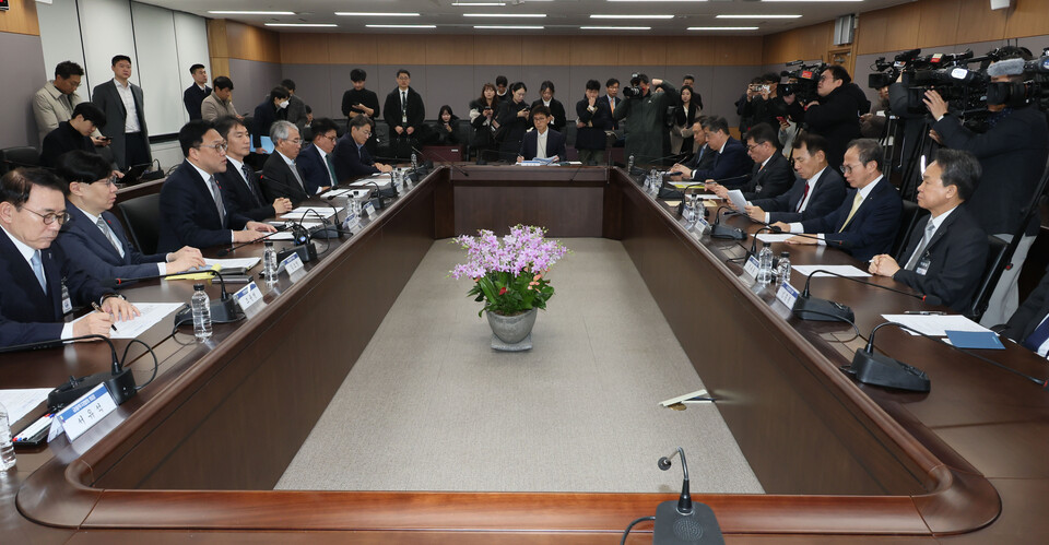 김병환 금융위원장이 지난 9일 오전 서울 종로구 정부서울청사 금융위원회에서 열린 금융상황 점검회의에서 발언하고 있다. 사진=연합뉴스