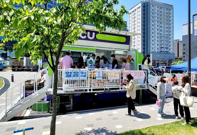 CU의 이동형 편의점. 사진=BGF리테일