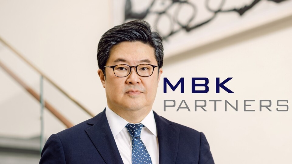 사모펀드 MBK파트너스의 김병주 회장.