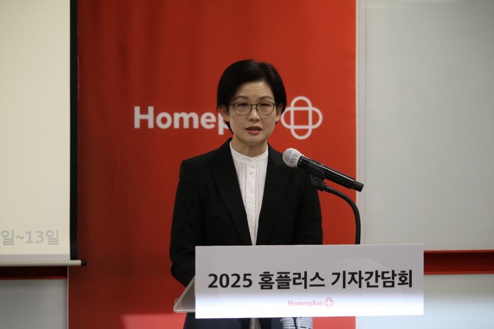 조주연 홈플러스 사장이 지난 14일 기자간담회에서 발언하고 있다. 사진=신용수 기자
