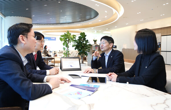 신한 프리미어 패스파인더 구성원 모습. 사진=신한투자증권