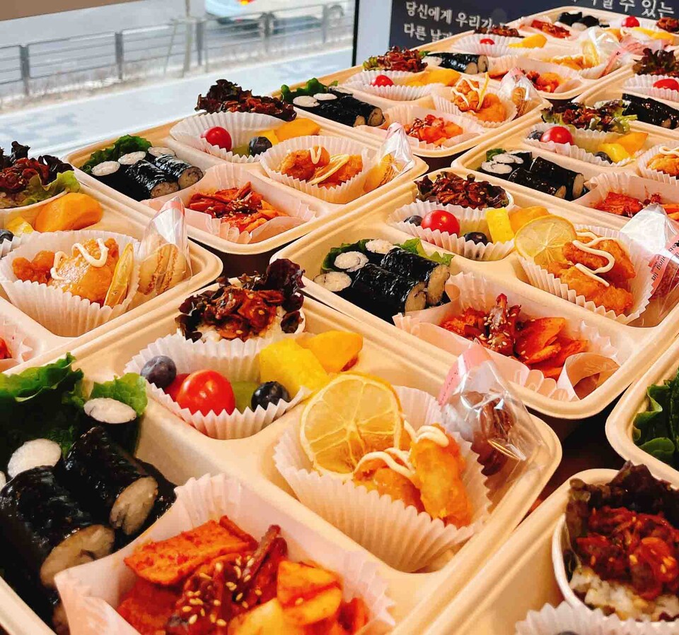 제너시스BBQ 그룹은 푸드 서비스 전문 기업인 ‘파티센타’를 계열사로 편입했다. 사진=제너시스BBQ 그룹