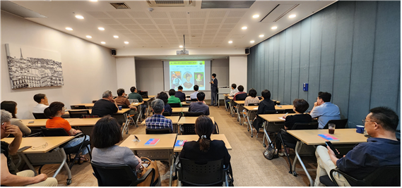 인문학모임 ‘귀가쫑긋’ 정기 강연. 사진=귀가쫑긋