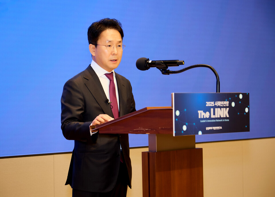 이문화 삼성화재 사장이 환영사를 통 ‘사회안전망 강화를 위한 전문가들간 협력의 필요성’을 강조하고 있다. 사진=삼성화재