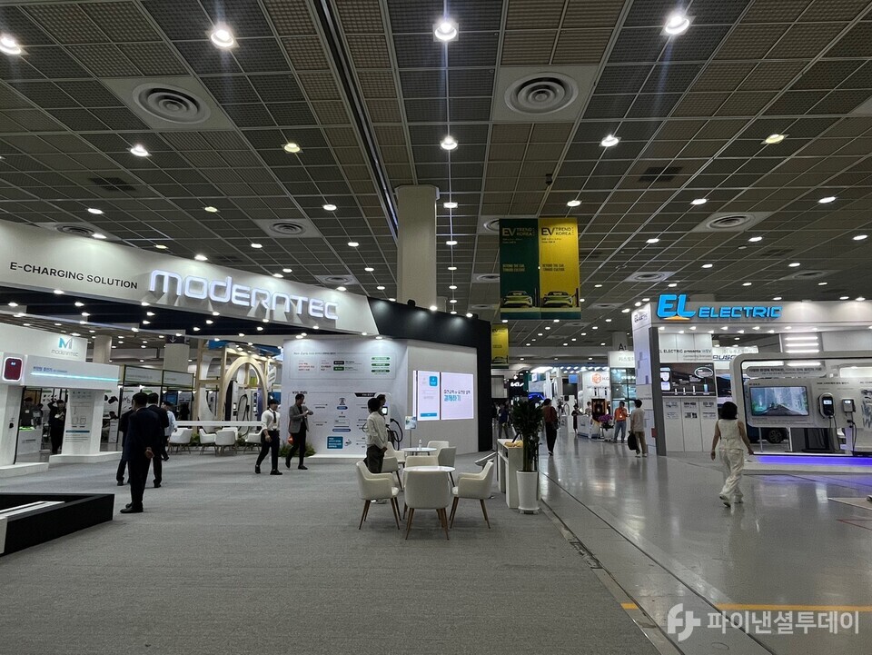 ‘EV 트렌드 코리아 2025’ 전경. 사진=허서우 기자