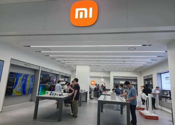 서울 여의도 IFC몰 L2층에 위치한 샤오미 국내 첫 공식 오프라인 매장.  사진=정유라 기자