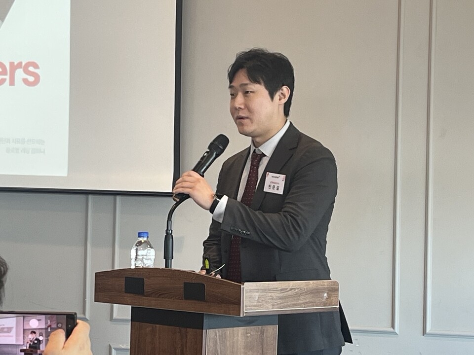 빈준길 뉴로핏 대표이사가 11일 오전 서울 여의도 CCMM빌딩에서 진행된 기업설명회에서 영상 분석에 대해 설명하고 있다. 사진=한경석 기자