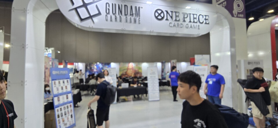 카드게임을 체험할 수 있는 공간.  사진=최형주 기자