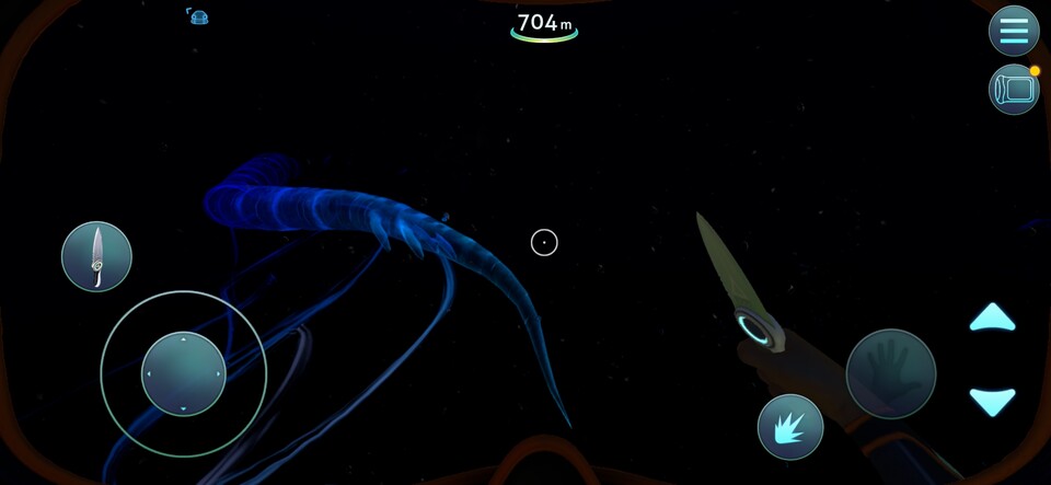 심해로 내려가자 만난 유령 물고기. 크리에이티브(무적) 모드임에도 소름이 돋는 순간이었다. 사진=인게임 캡처