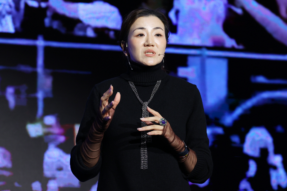 조현민 ㈜한진 사장이 물류 사업을 통해 더 많은 셀러(판매자)의 해외 시장 진출을 돕겠다는 뜻을 밝히고 있다. 사진=연합뉴스