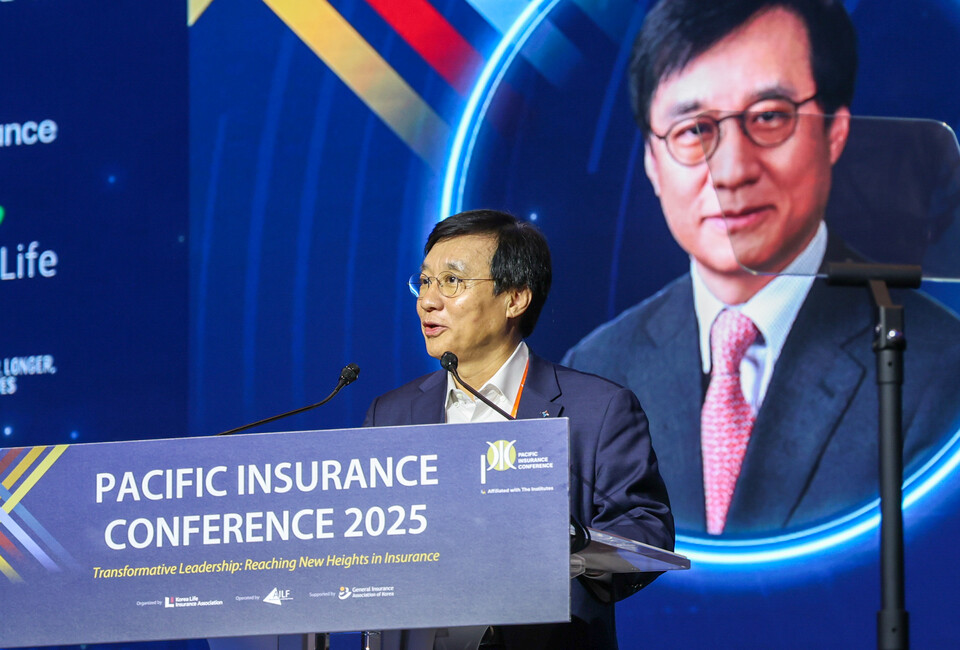 김철주 생명보험협회장이 지난 9월 24일 서울 그랜드하얏트 호텔에서 열린 ‘태평양 보험 콘퍼런스’에서 인삿말을 하고 있다. 사진=생명보험협회
